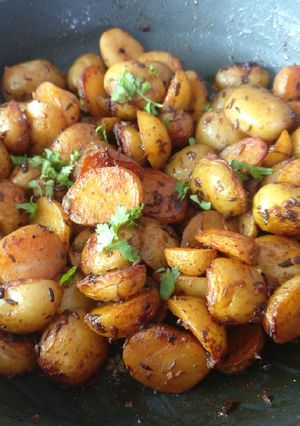 A picture of Topee wale aalu / Ktuwa aalu.
