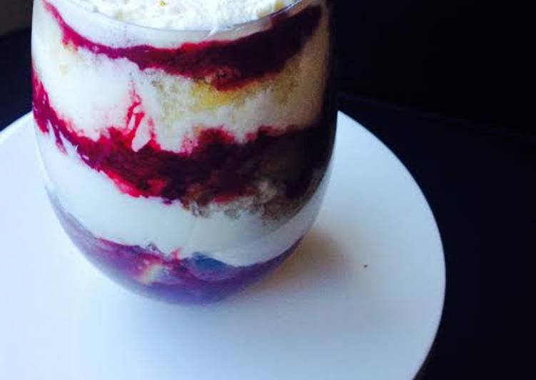 Recipe of Favorite Thecla&#39;s Berry Trifle