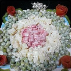 A picture of Russian salad.