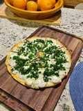 Pizza de Alho Poró com Paio