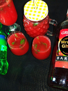 A picture of Watermelon fizz mocktail.