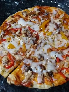 صورة لوصفة بيتزا اقتصادية في المقلاة