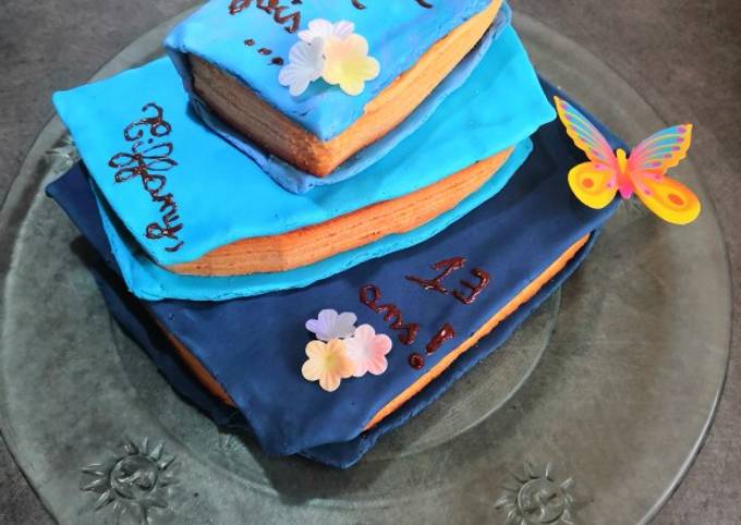 Recette Délicieux Gâteau d'anniversaire sur le thème des livres