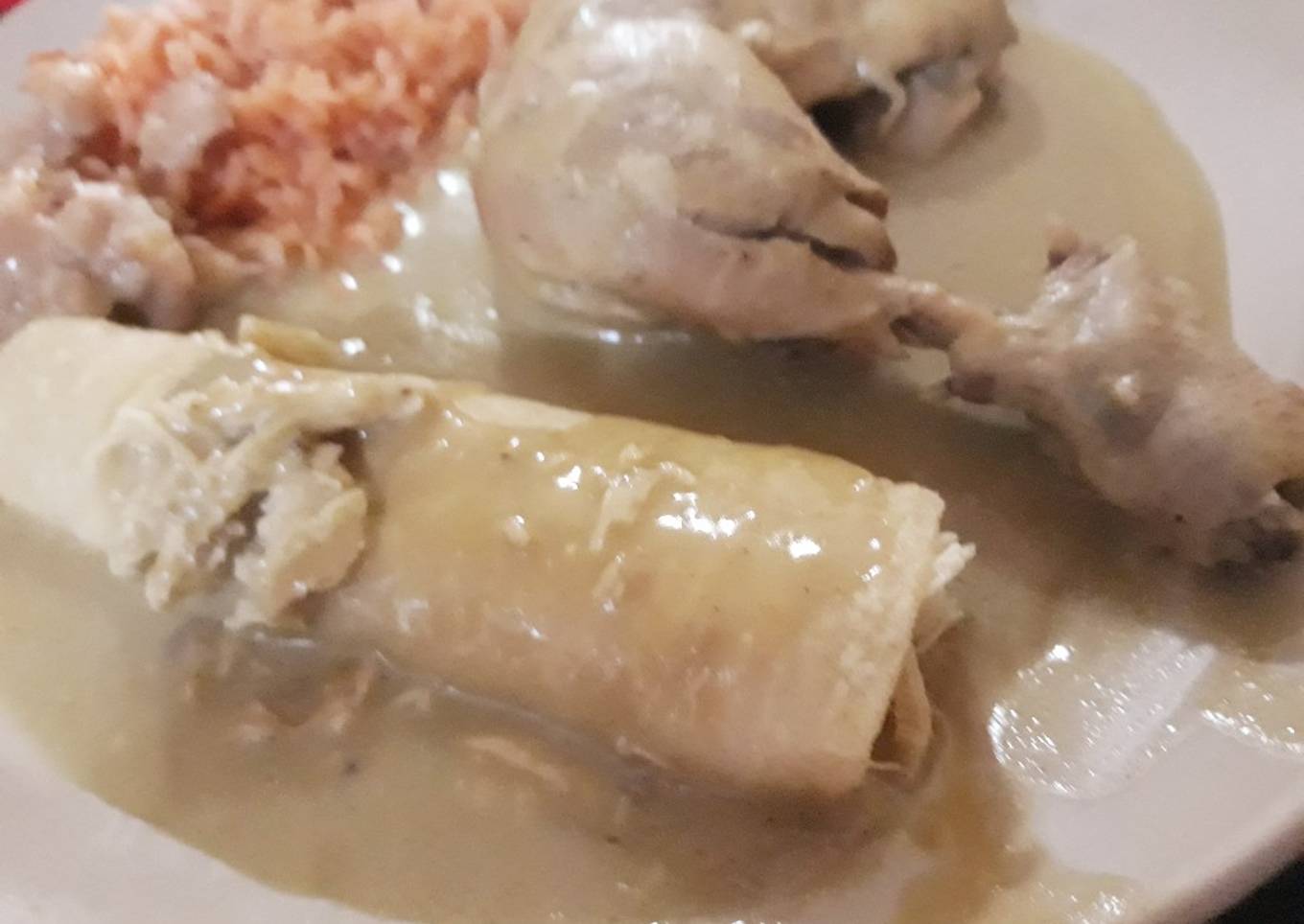 Moles pipian y almendrado