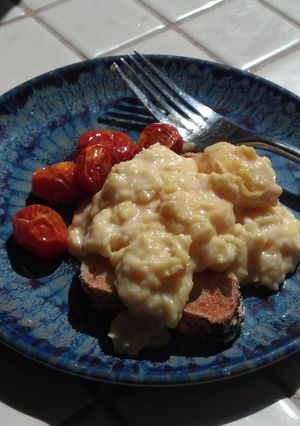 A picture of Wet Scrambled Eggs.