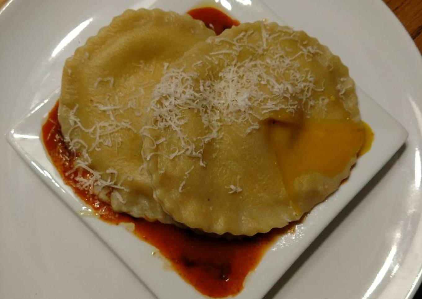 Raviolo Al Uovo