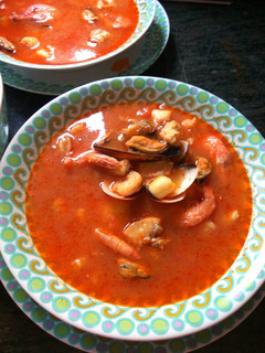 Una foto de Sopa de marisco con picatostes