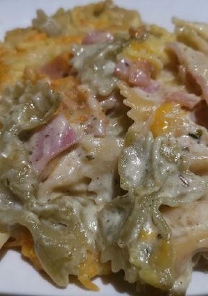 Una foto de Pasta con nata a las finas hierbas
