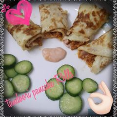 A picture of Tandori pancake rolls.