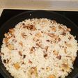 Arroz con gambas y champiñones