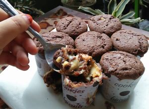Foto resep Cheese and chocolate bengbeng muffin (simple, no mixer)