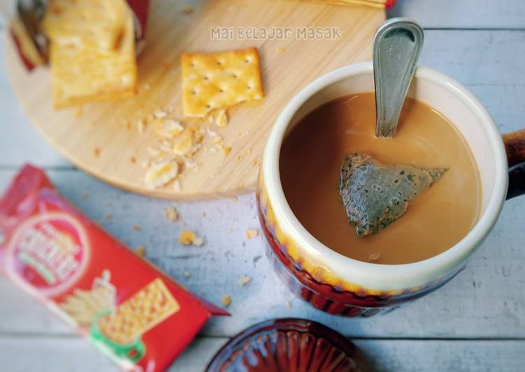 Kopi Susu Panas Lemak Berkrim