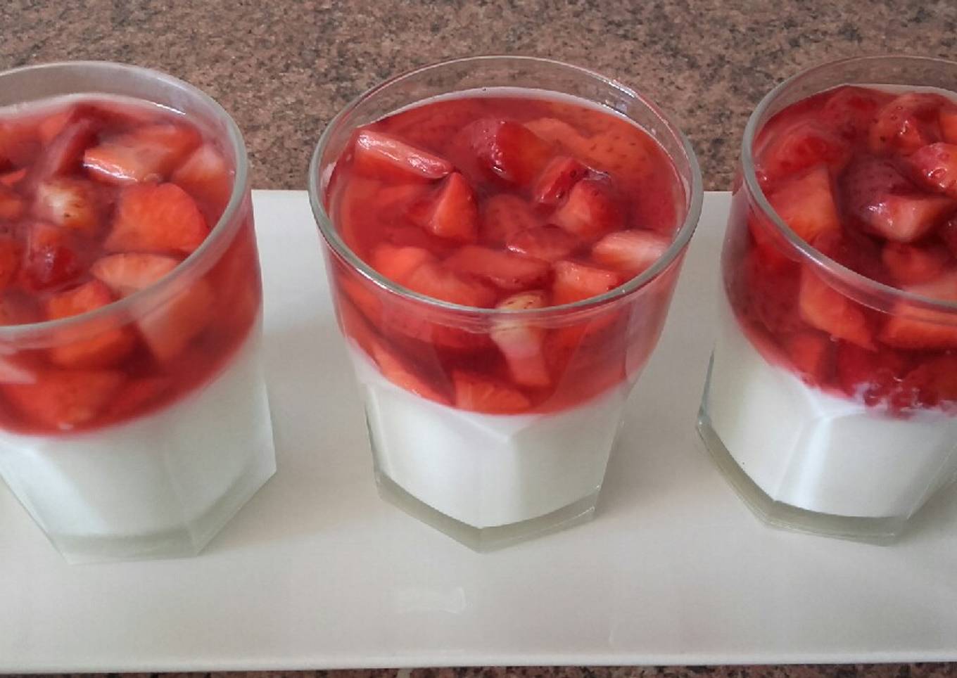 Postre de fresa delicioso /comida de Marruecos