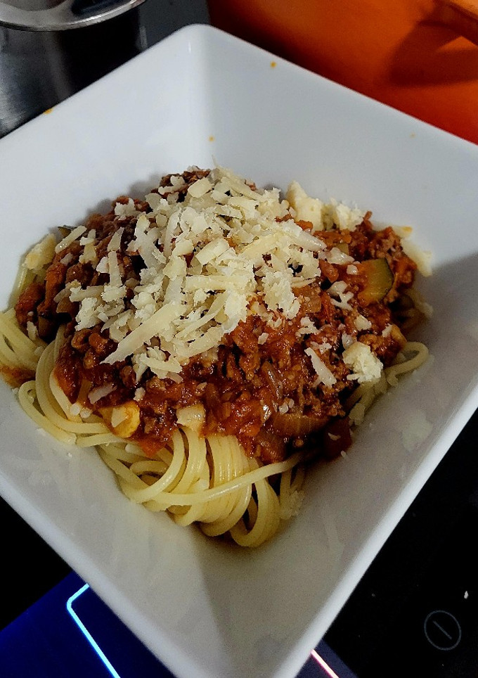 Una foto de Pasta con salsa boloñesa
