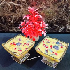 A picture of Fruit (Custard).