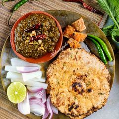 Sarson ka saag Makki di roti A picture of Sarson ka saag Makki di roti.