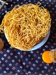 આલુ સેવ (Alu Sev Recipe in Gujarati) રેસીપી મુખ્ય ફોટો