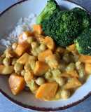 Sweet potato-chickpea curry