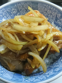 照燒雞腿排蓋飯 的食譜成品照片