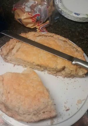 A picture of Cheesy Garlic Beer Bread.