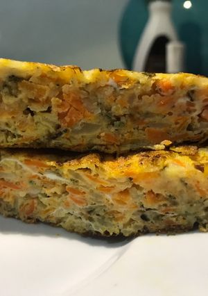 Una foto de Tortilla de papas y zanahorias light