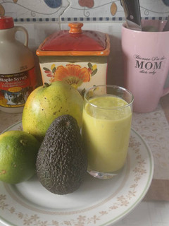 A picture of Avocado Mango smoothie.