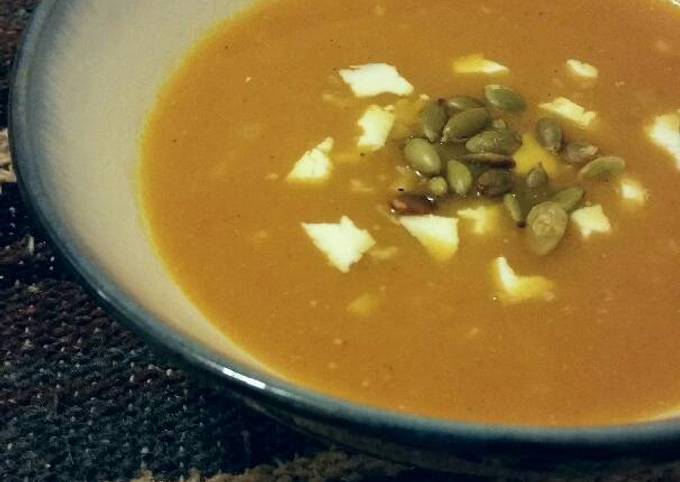 Simple Way to Prepare Speedy Spiced Butternut Squash Soup - Super Simple Recipes