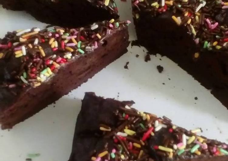 Brownis coklat 3 sdm no mixer no bake