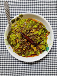પાલક ખીચડી (Palak Khichdi Recipe In Gujarati) રેસીપી મુખ્ય ફોટો