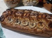 Una foto de queque avena con almendras