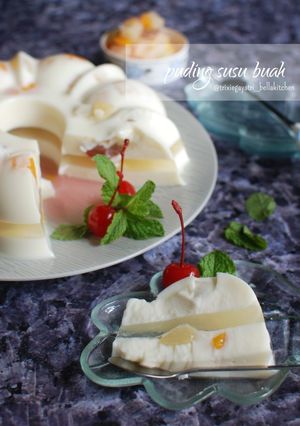 Foto resep Puding Susu Buah