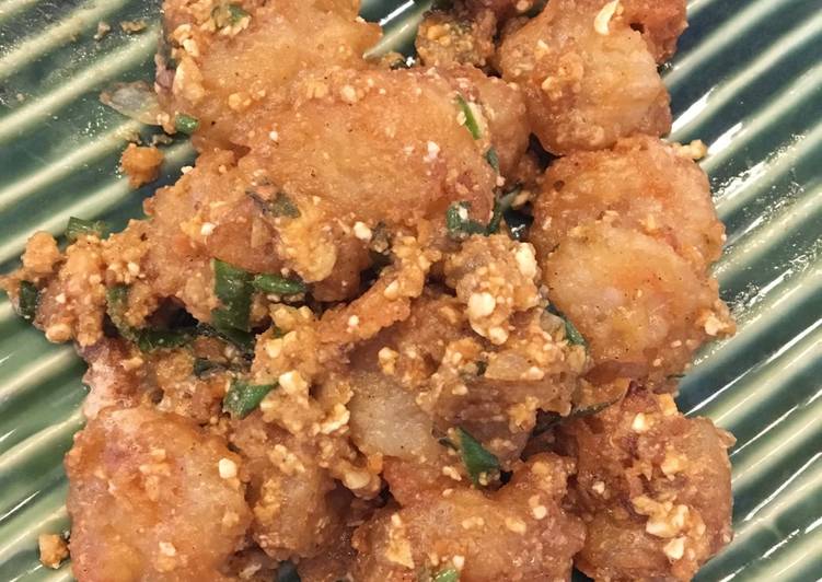 Cara Memasak Udang saus telur asin yang Enak