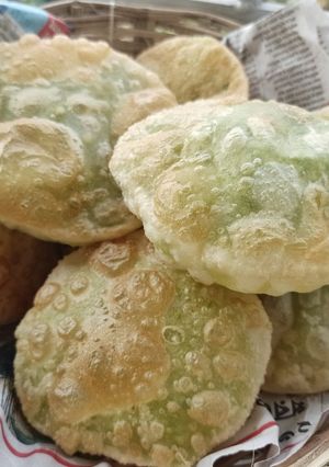 কড়াইশুটির কচুড়ি (koraishutir Kochuri recipe in Bengali) রেসিপির প্রধান ছবি