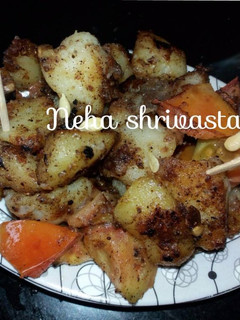 चापती आलू चाट (Chatpati aalu chat recipe in hindi) रेसिपी मुख्य फोटो