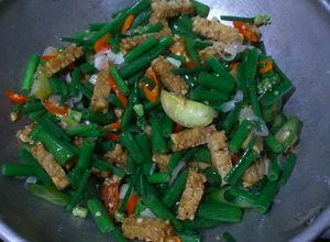 Foto resep Tumis Belalo (Bunga Bawang) Tempe