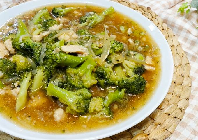 Resep Brokoli Saus Tiram Ala Restoran Oleh Maya Damamain Cookpad