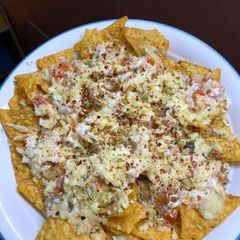 A picture of Cheesy Nachos.