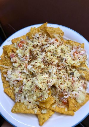 A picture of Cheesy Nachos.