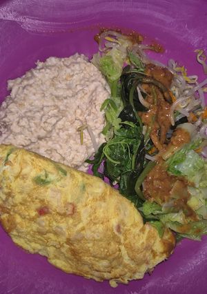 Foto resep Breakfast Set Dadar Tempe Pecel Oat untuk Diet