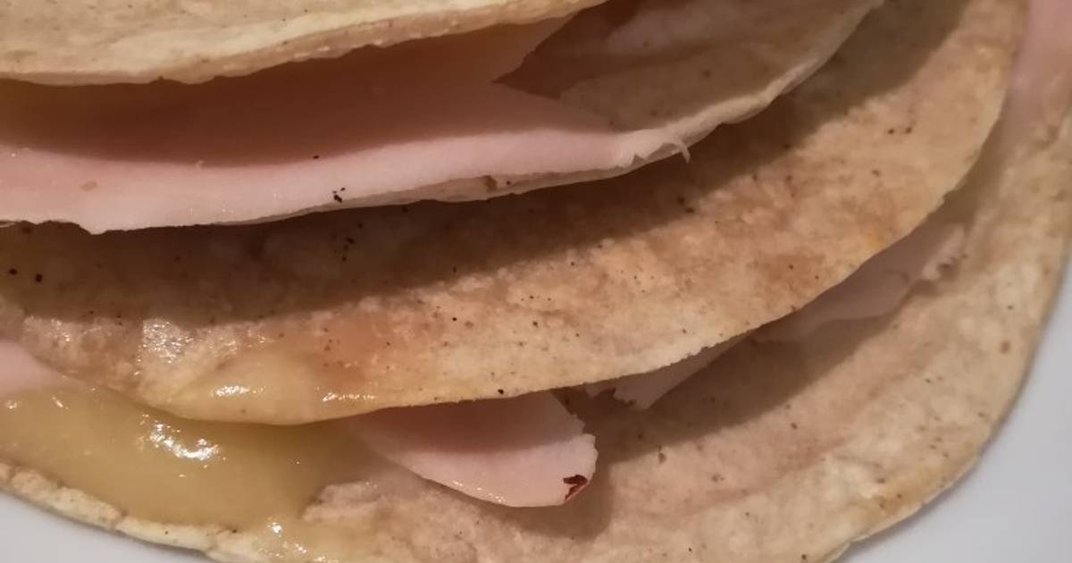 Cena, Quesadillas con tortilla de maíz Receta de Antonio Vargas Cookpad