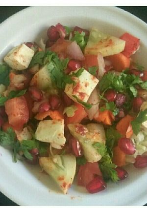 A picture of मिक्स वेजिटेबल सलाद (Mix Vegetable Salad).