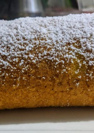 Una foto de PIONONO Casero,🌯 relleno con Crema Pastelera & Baileys🍾...!