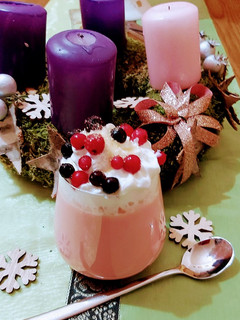 Erdei gyümölcsös-puncs pudingos tejszín desszert 🍧🍨🍧 recept fotója