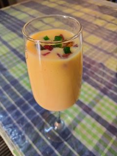 आम शेक(Aam shake recipe in hindi) रेसिपी मुख्य फोटो