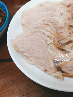【家常菜】蒜泥白肉 的食譜成品照片