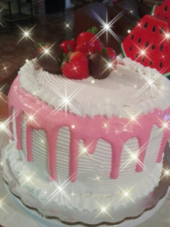 Una foto de Pastel de fresa con crema
