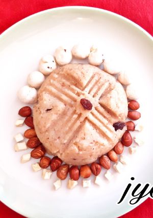 A picture of Makhana Halwa.