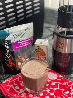 A picture of Chocolate protein shake hazelnut smoothie.