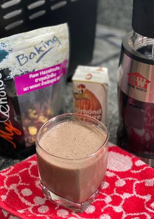 A picture of Chocolate protein shake hazelnut smoothie.