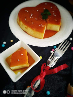 કેરેમલ બ્રેડ પુડિંગ (Caramel Bread pudding recipe in gujarati) રેસીપી મુખ્ય ફોટો